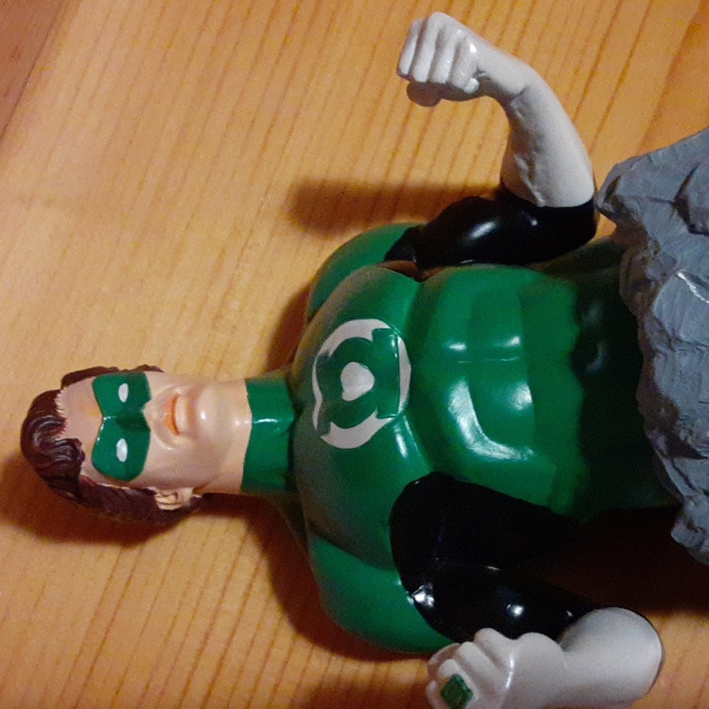 DC Direct Bust - Picture 4 of 5